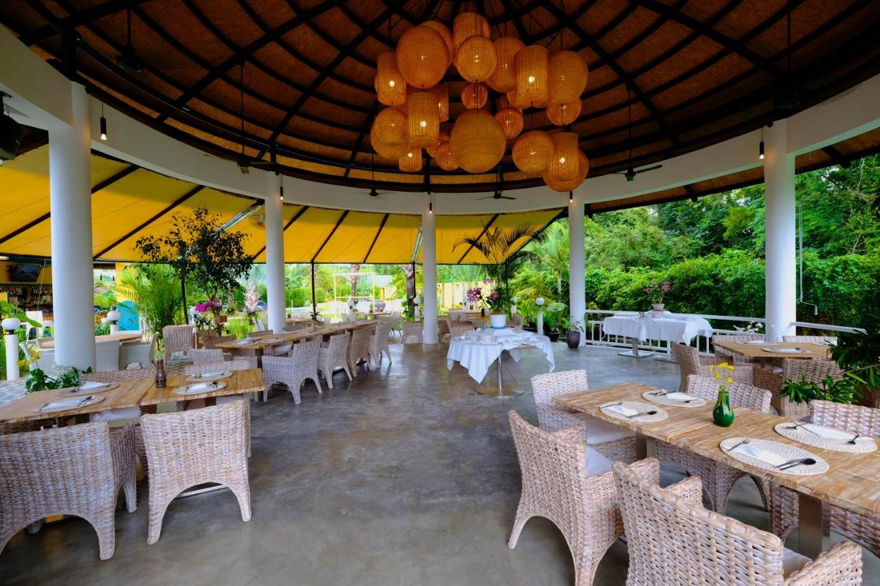 Barong Resort Ban Phe Exterior foto